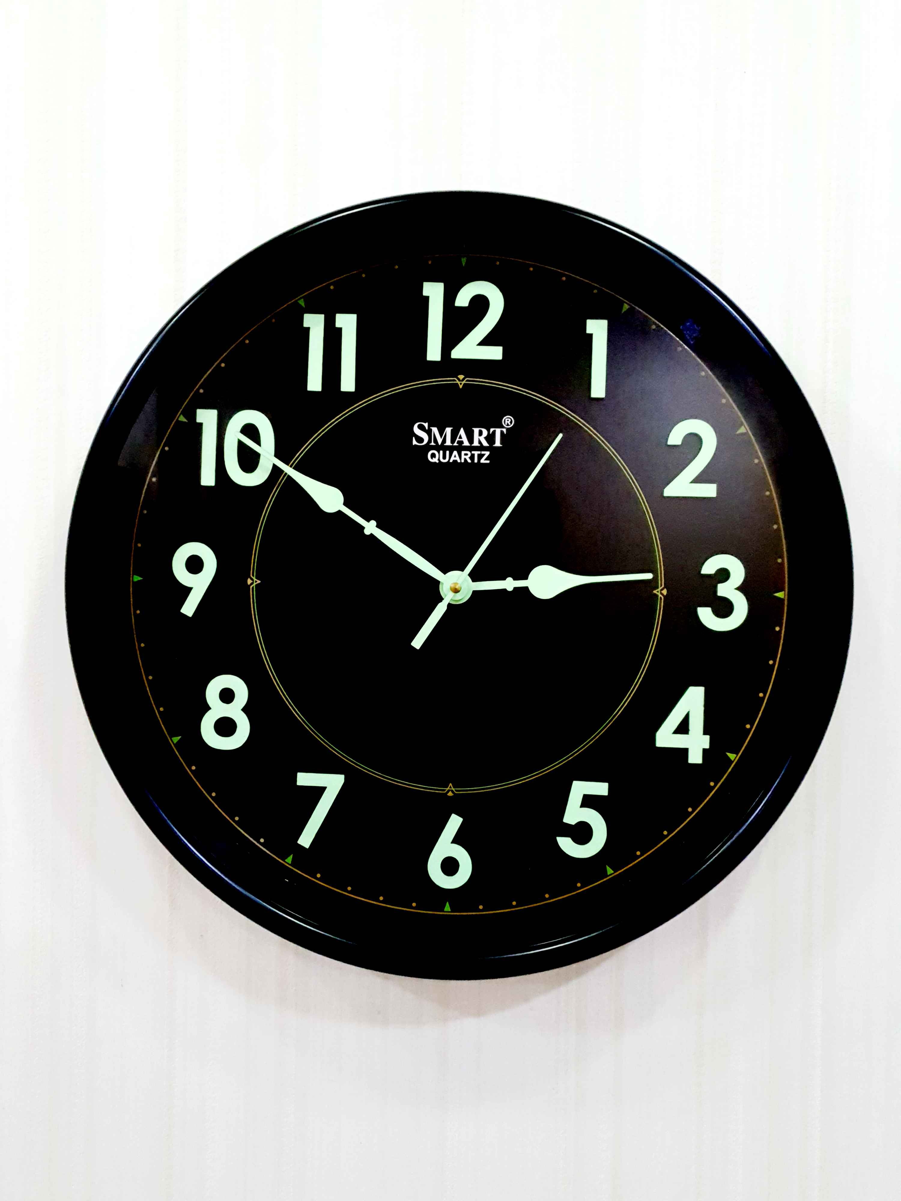 FunkyTradition Classic Design Black Radium Round Wall Clock, Wall Watch, Wall Decor for Home Office Decor and Gifts 36 CM Tall