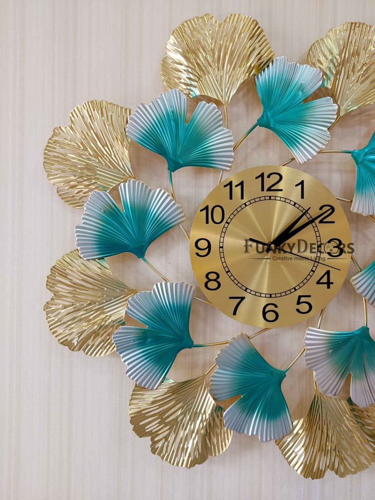 Funkytradition Modern Minimalist Creative Colorful Leaf Shape Metal Wall Clock Watch Decor For Home