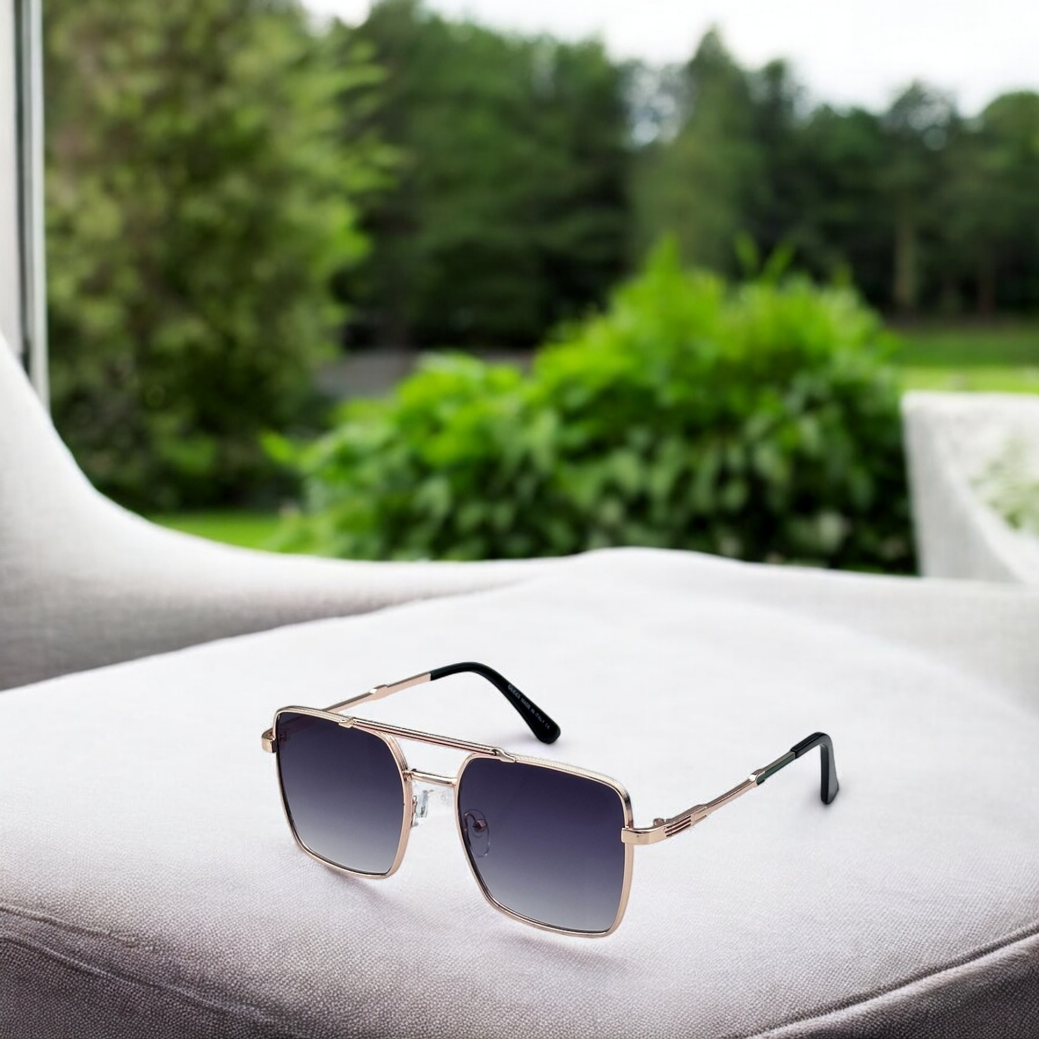Vintage Metal Frame Rectangle Sunglasses with Gradient Lenses- FunkyTradition