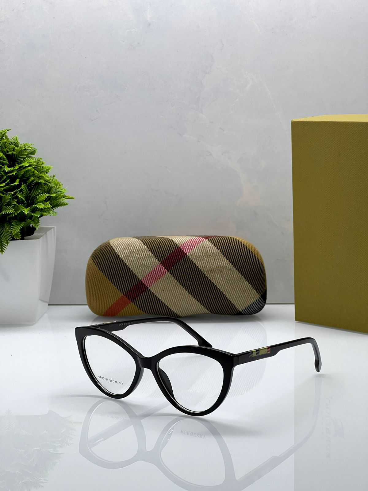 Cat-Eye Black Frame Glasses – Katrina Kaif Inspired