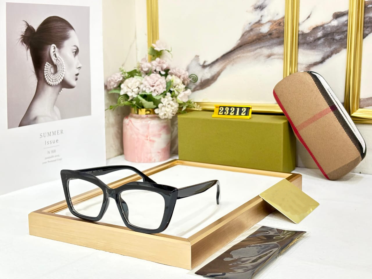 Chic Black Cat Eye Eyeglasses – Bold, Elegant & Timeless