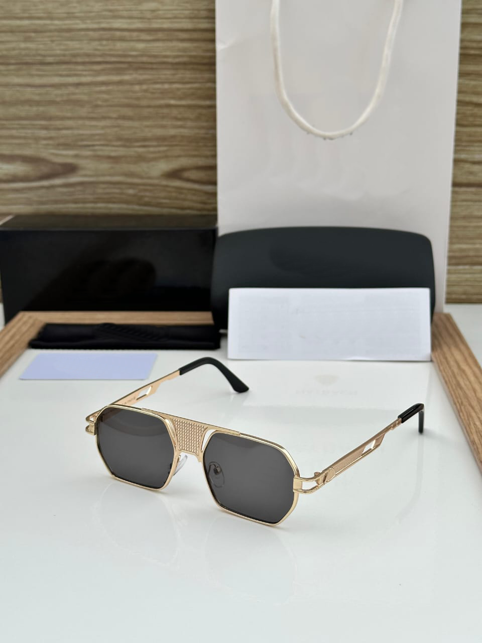 Luxury Gold and Black Rimless Square Sunglasses for Men – Gradient UV400 Lens, Metal Frame
