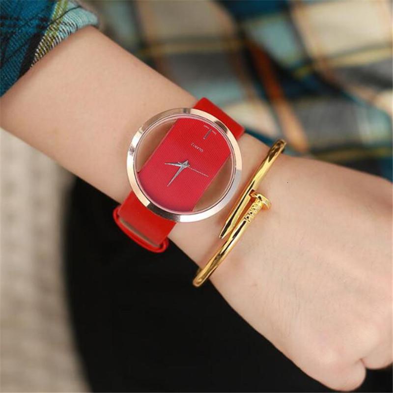 Women Branded Luxury Leather Quartz Antique Stylish Round Dial Watch-FunkyTradition
