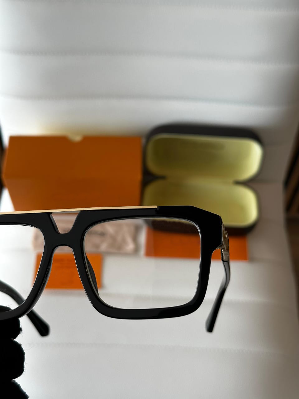 Luxury Black Square Eyeglasses with Gold Detailing – Premium Fashion Frame