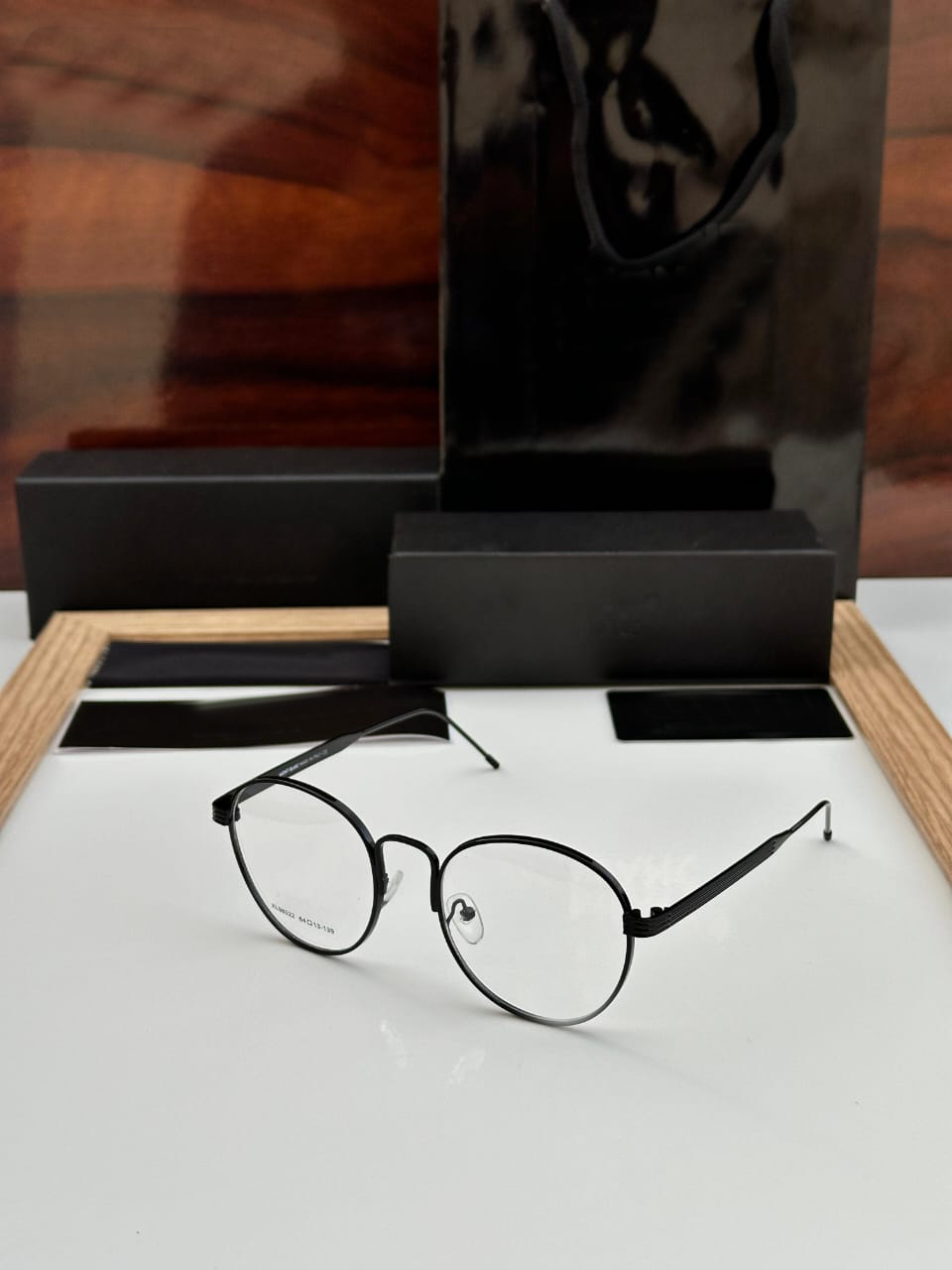 Vintage Round Metal Frame Eyeglasses – Lightweight & Stylish (Black | Gold | Silver)