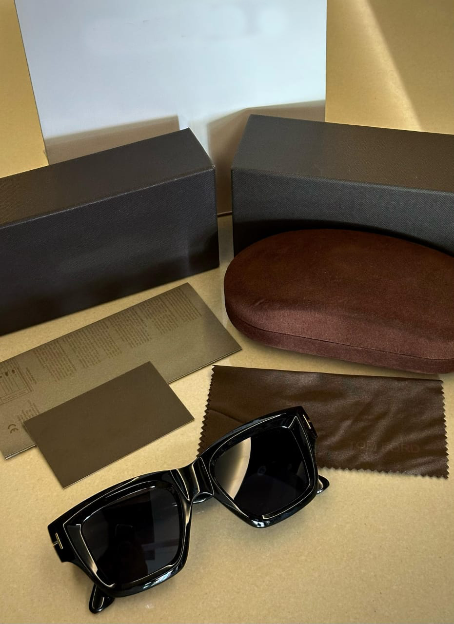 Luxury Oversized Black Square Sunglasses – Bold Fashion Eyewear for Men & Women