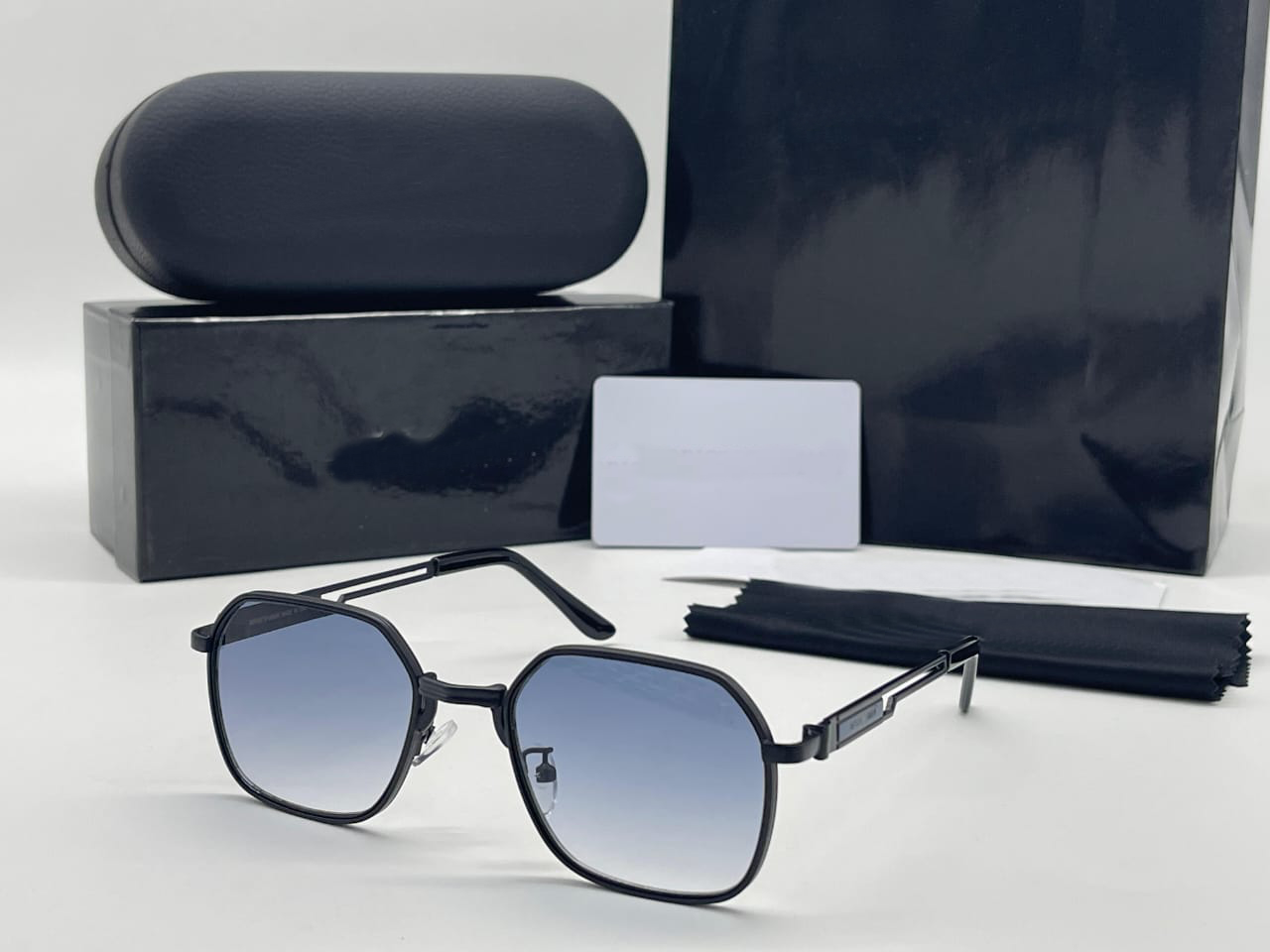 Luxury Gold Frame Square Sunglasses – UV Protection Unisex Eyewear (Blue, Black & Brown Variants)