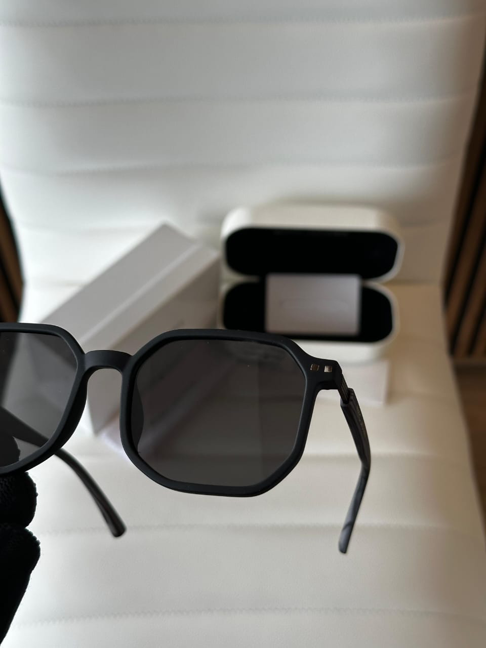 Premium Black Square Sunglasses – UV Protection Stylish Unisex Eyewear