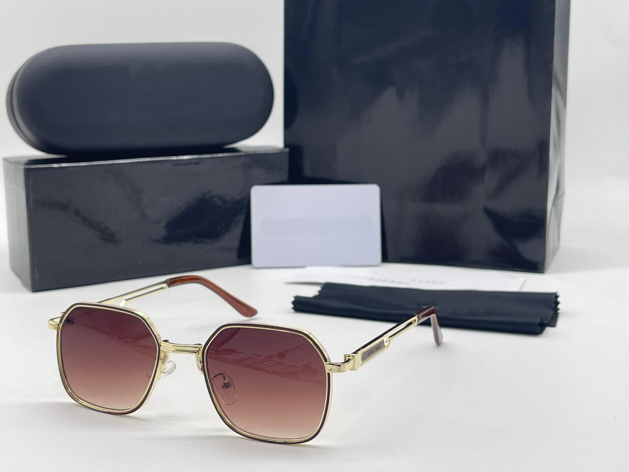 Luxury Gold Frame Square Sunglasses – UV Protection Unisex Eyewear (Blue, Black & Brown Variants)