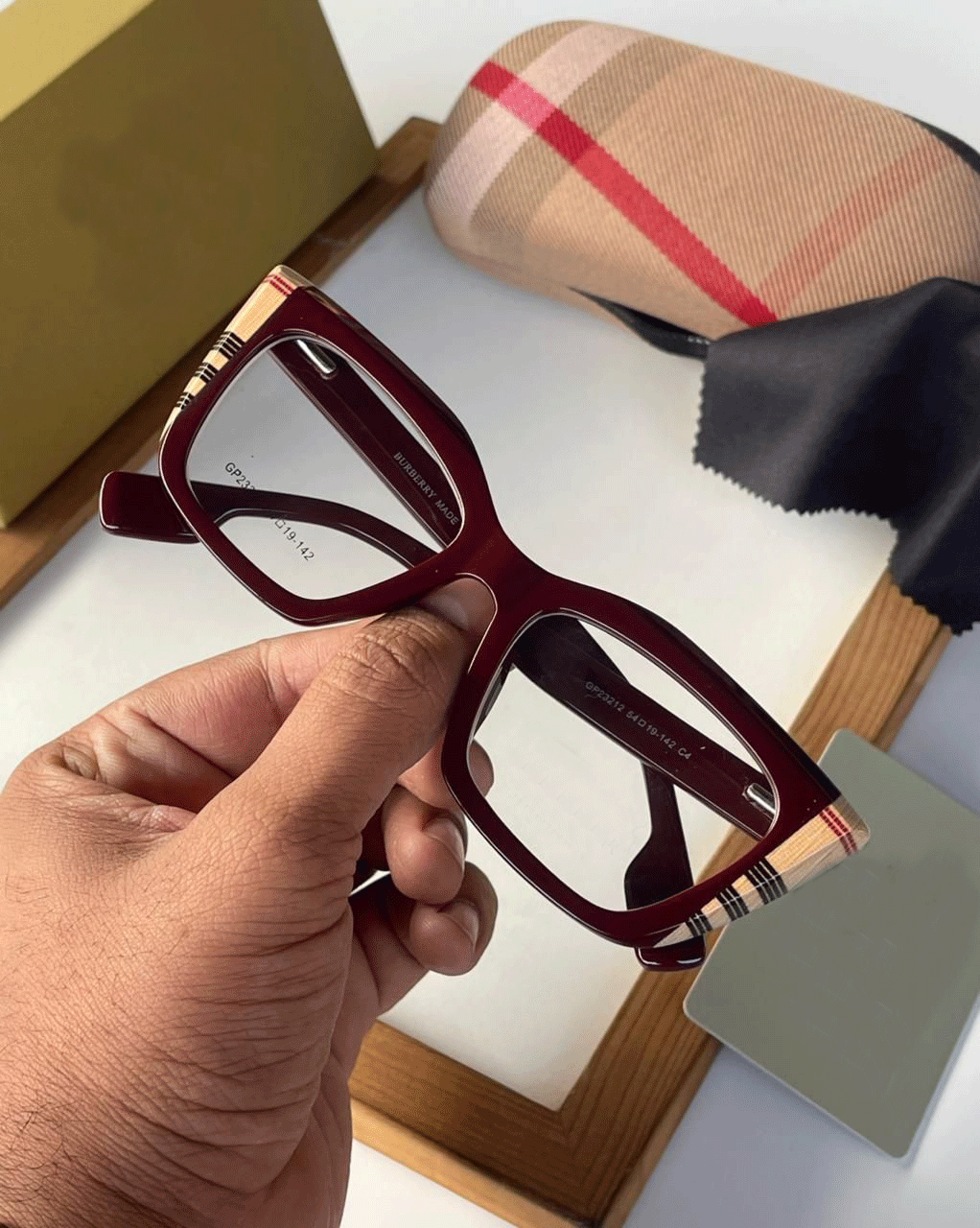 Luxury Square Gradient Eyeframes- Multicolor Frame | Premium UV Protection