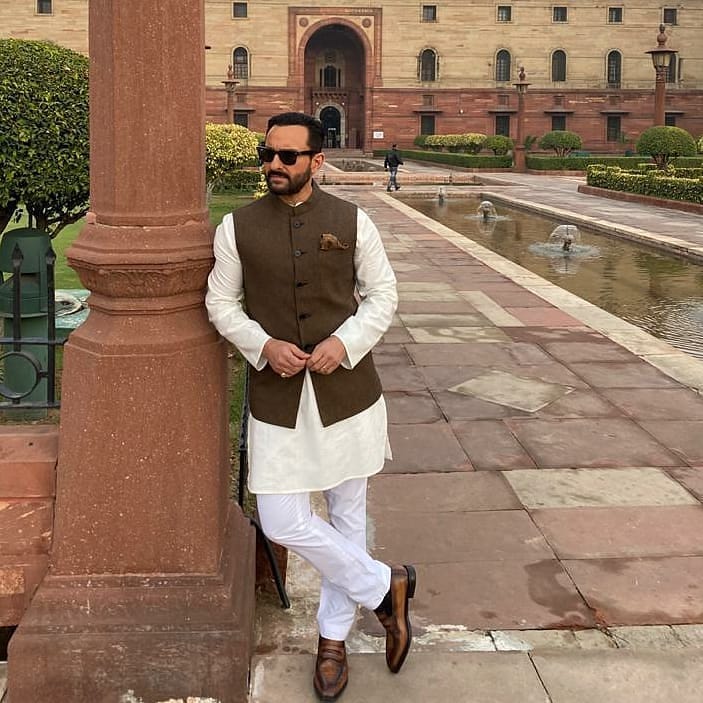 Stylish Square Saif Ali Khan Wayfarer Sunglasses-FunkyTradition