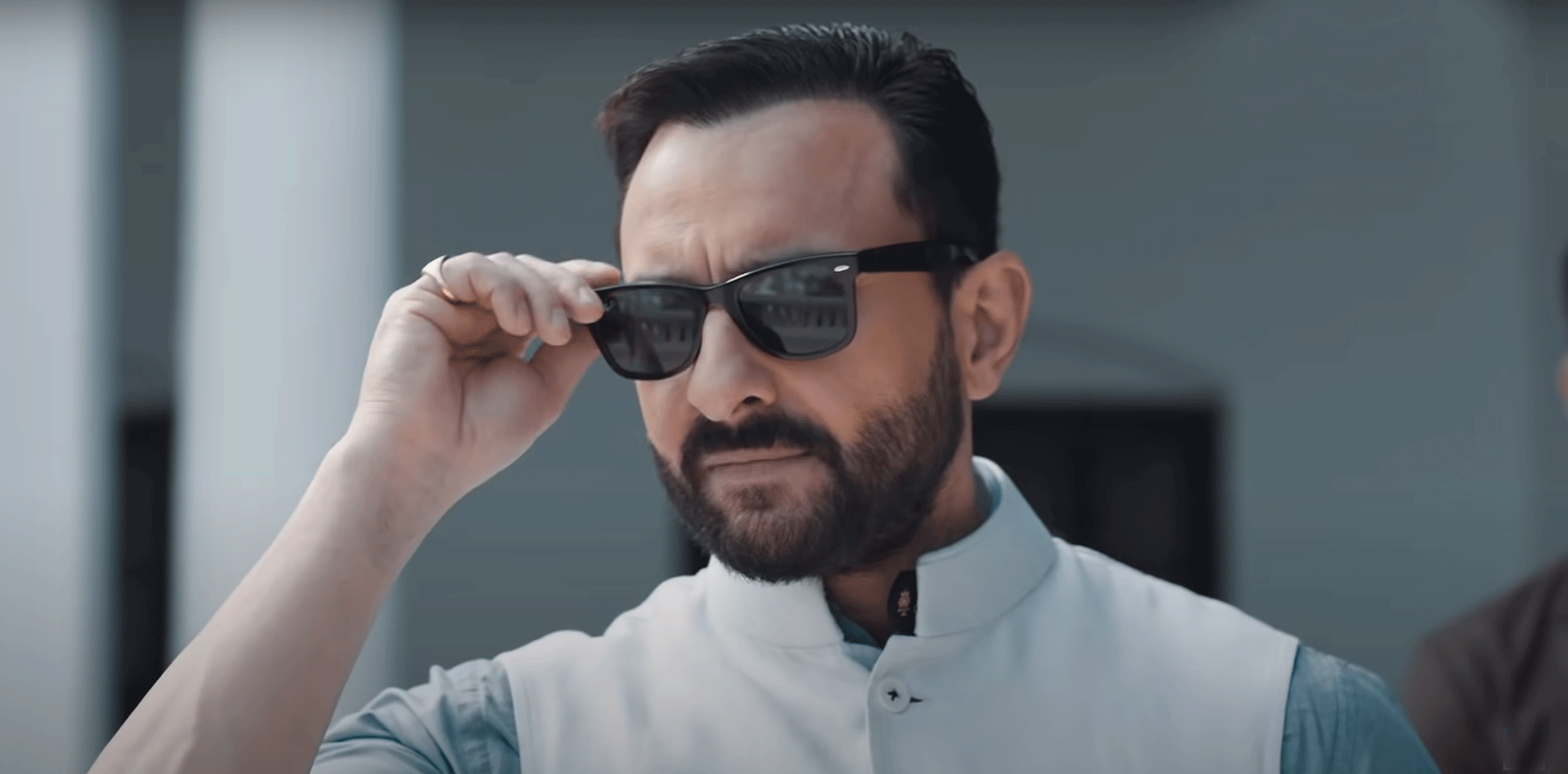 Stylish Square Saif Ali Khan Wayfarer Sunglasses-FunkyTradition