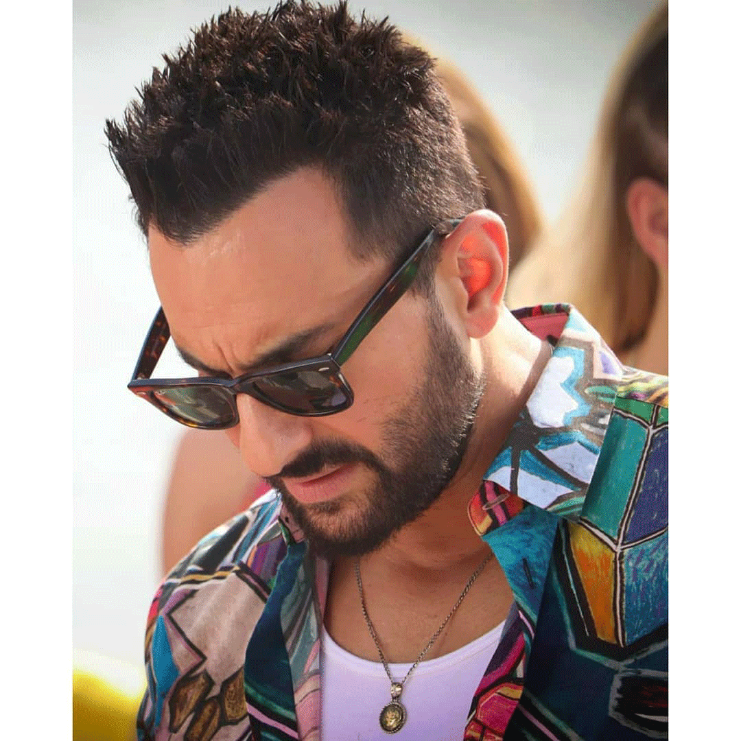 Stylish Square Saif Ali Khan Wayfarer Sunglasses-FunkyTradition