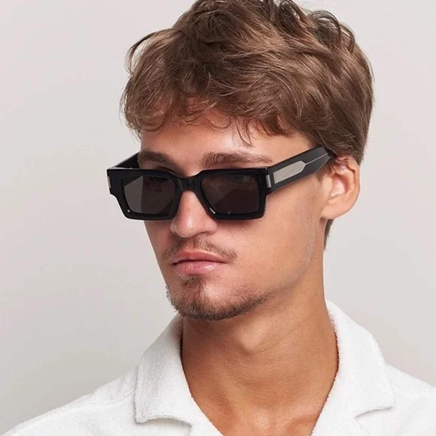 Ranveer Singh-Inspired Luxury Black Gold Frame Wayfarer Sunglasses – Black Lens Edition (Unisex)