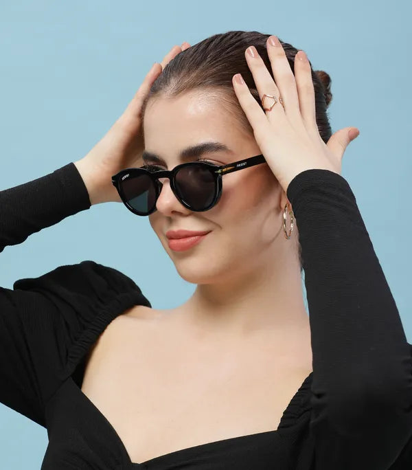 UV Protected Black Oval Sunglasses For Men & Women- FunkyTradition