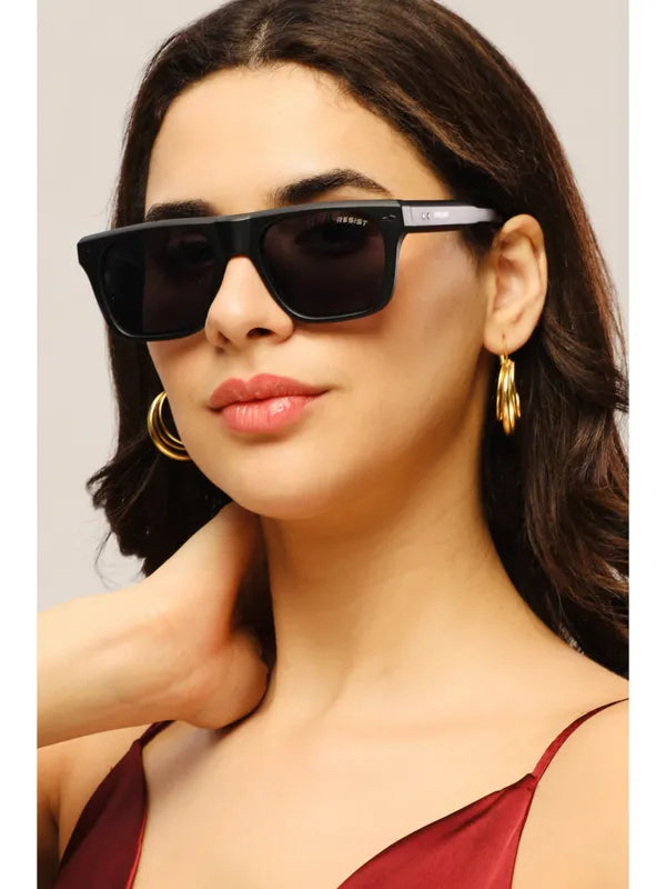 Black UV Protected Wayfarer Sunglasses For Men & Women- FunkyTradition
