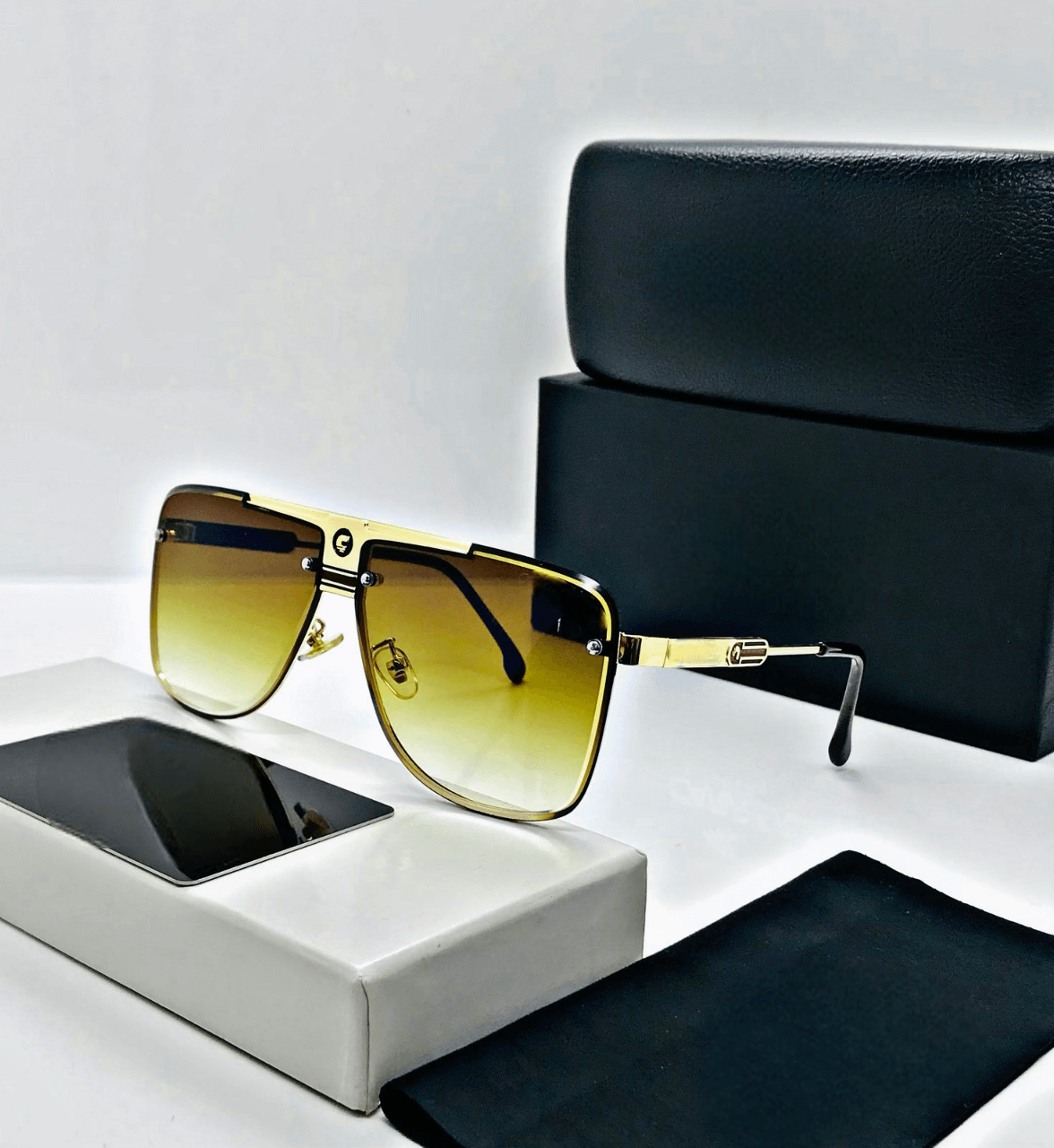 Brown gradient oversized aviator sunglasses stylish outdoor wear