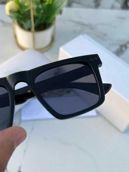 Classic Matte Black Square Sunglasses - UV Protection