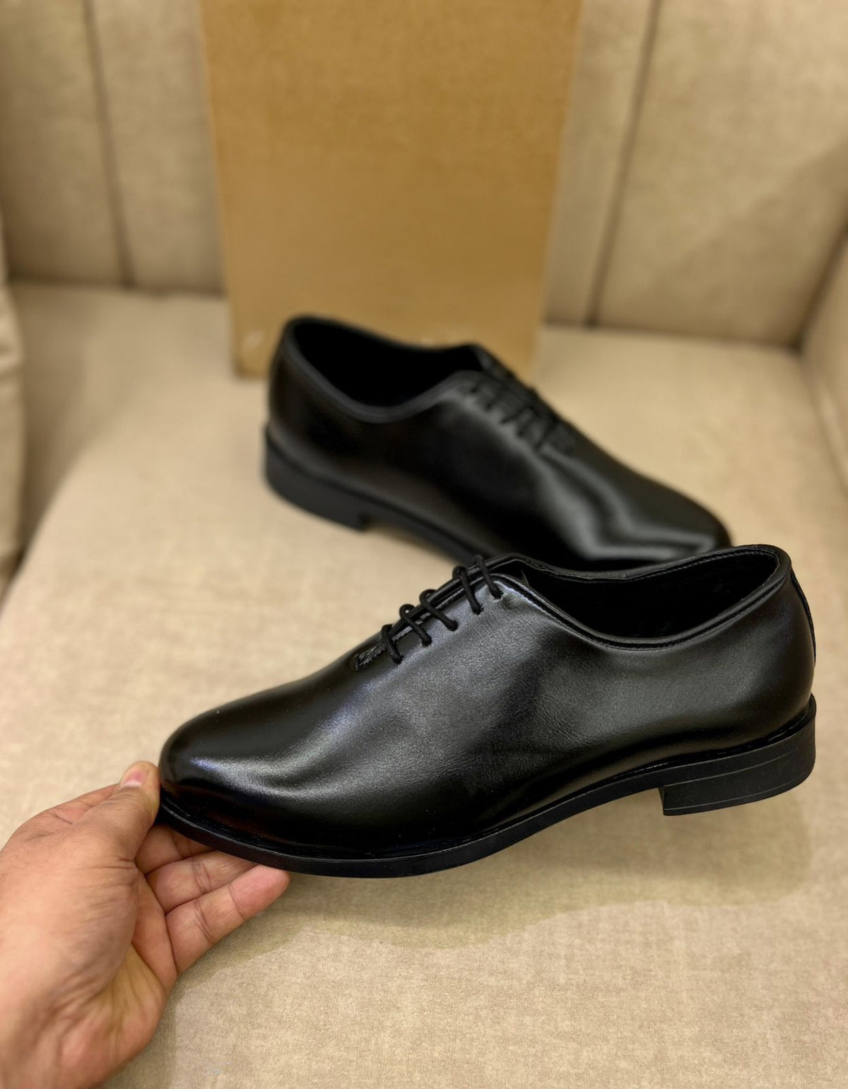 FunkyTradition Formal Lace-Up Shoes Men - Black & Brown Suede Finish