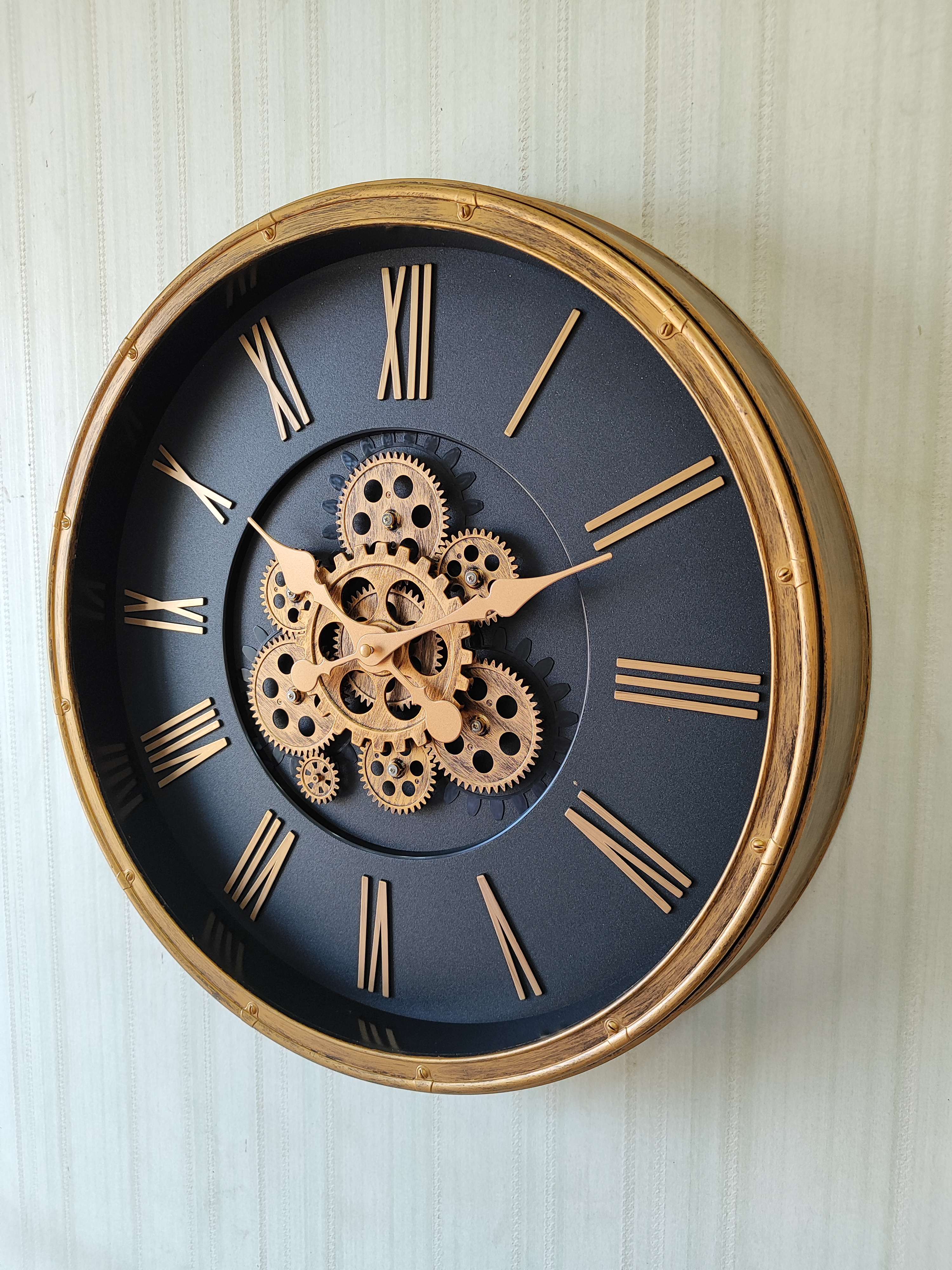 FunkyTradition Retro Style Moving Gear Wall Clock Chronograph Working Wall Watch 52 CM Tall