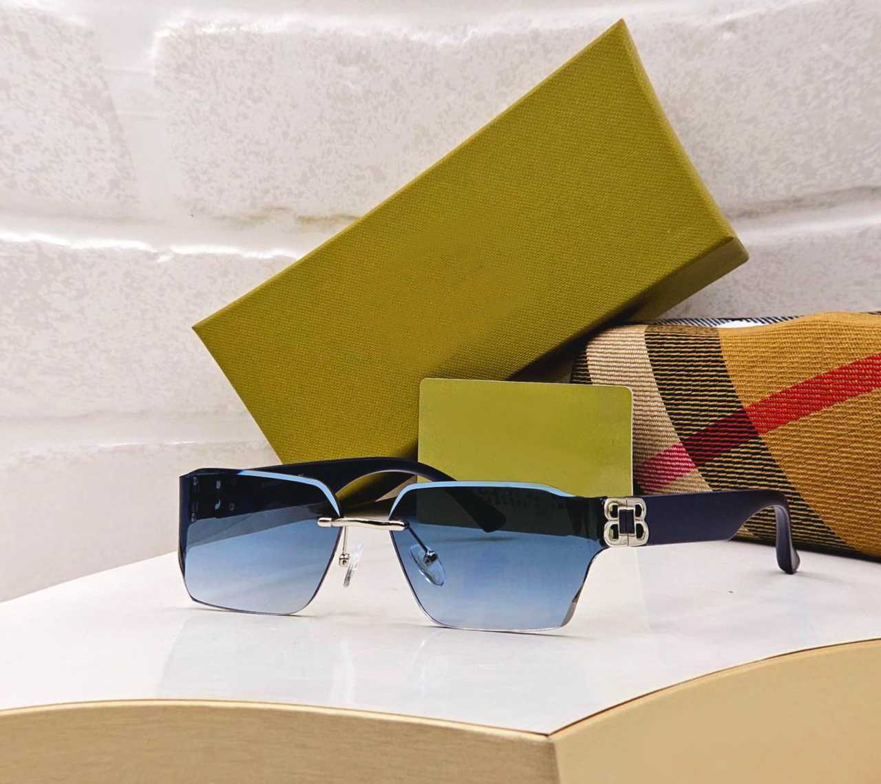 Luxury Semi-Rimless Square Sunglasses with Gold Side Detail - FunkyTradition