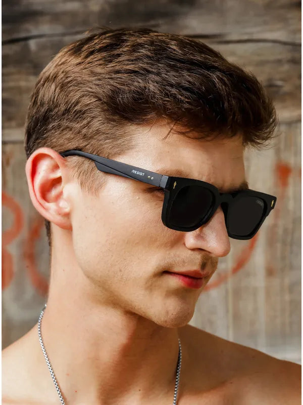 Polarized And UV Protected Black Wayfarer Sunglasses For Men & Women- FunkyTradition