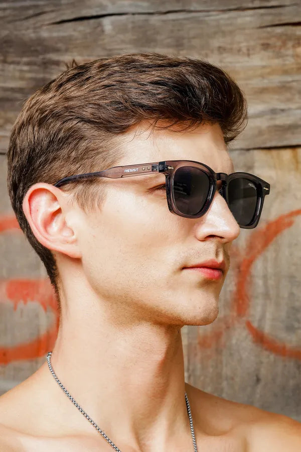 Stylish UV Protected Grey Black Wayfarer Sunglasses For Men & Women- FunkyTradition