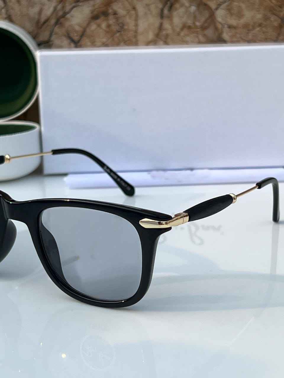 Stylish Wayfarer Square Frame Sunglasses with Gold Accents- FunkyTradition