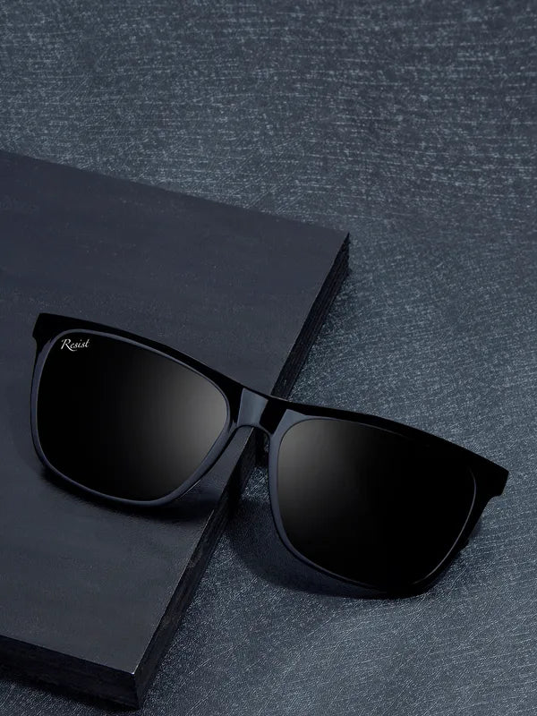 UV Protected Grey Black Wayfarer Sunglasses For Men & Women- FunkyTradition