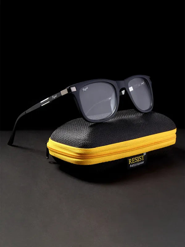 Photochromic and UV Protected Black Wayfarer Sunglasses For Men & Women- FunkyTradition