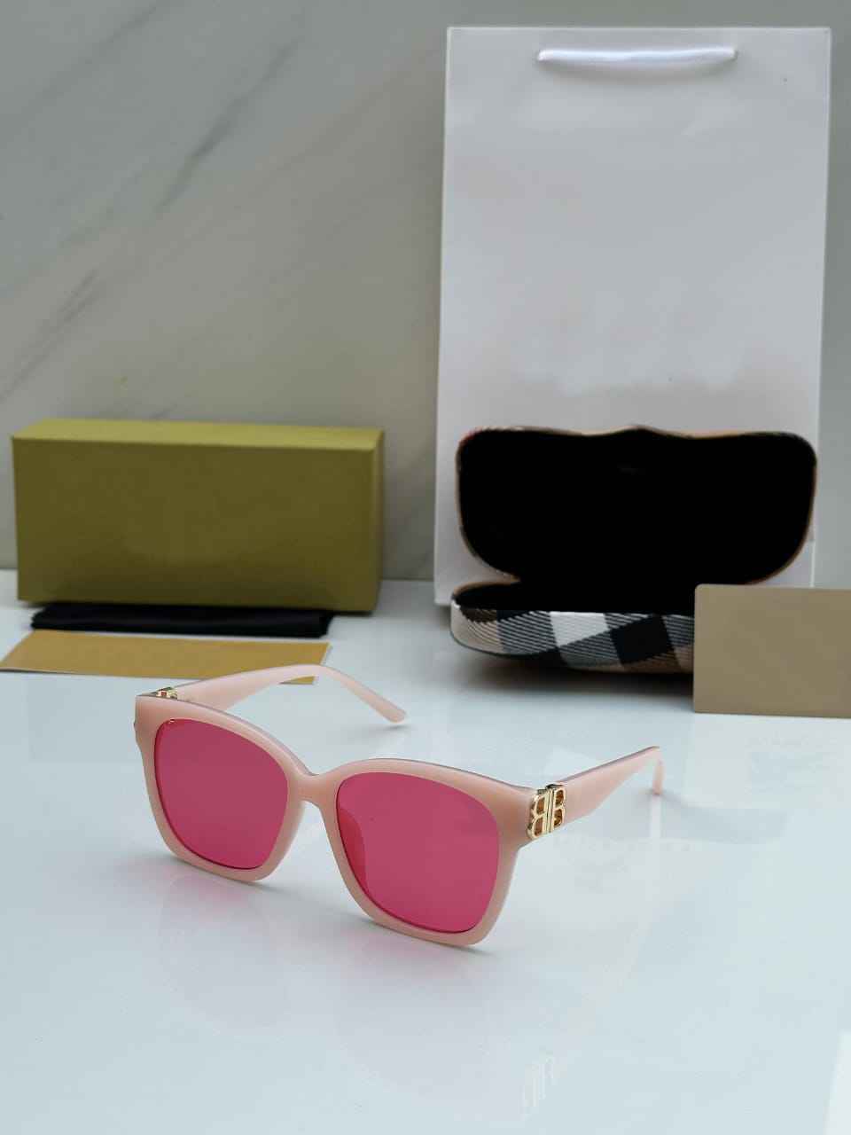 Kriti Sanon Inspired Bold Frame Sunglasses for Women – Trendy Oversized Shades (Red, Pink, White, Clear)
