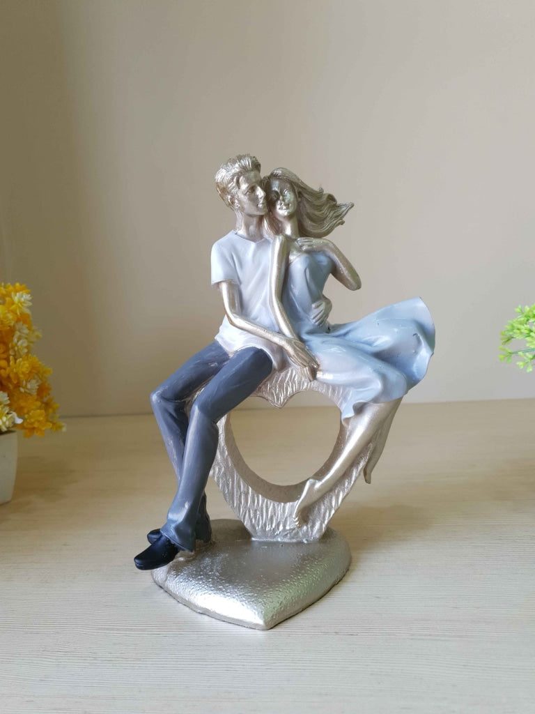 Decorative Love Couple Showpieces- FunkyTradition