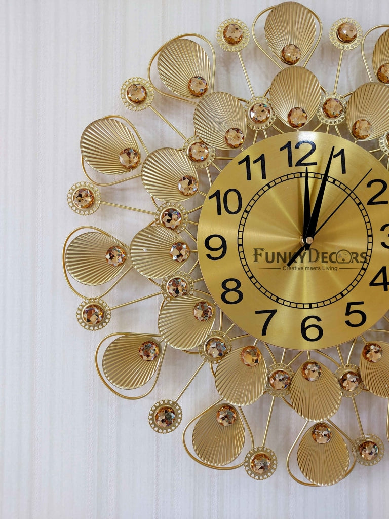 Funkytradition 3D Golden Flower Pallets Diamond Studded Wall Clock Watch Decor For Home Office And