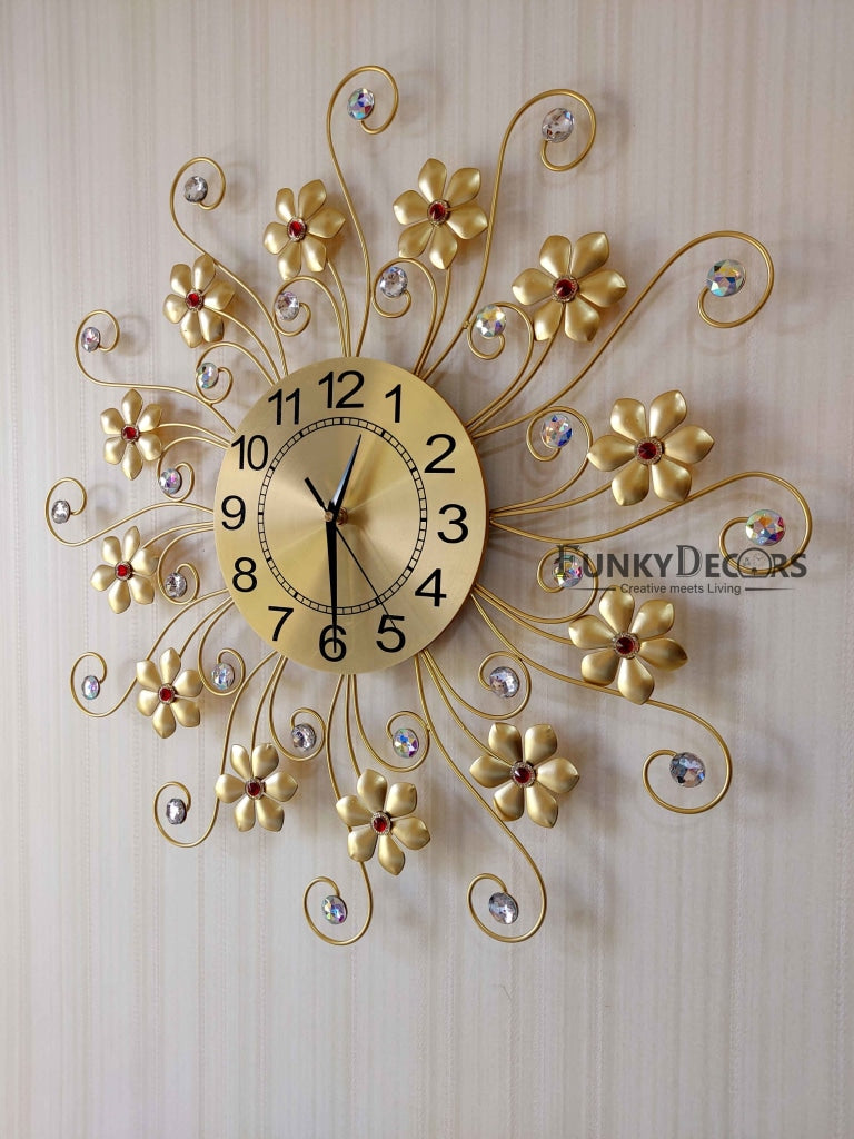 Funkytradition 3D Golden Flower Wall Clock Watch Decor For Home Office And Gifts 62 Cm Tall Clocks