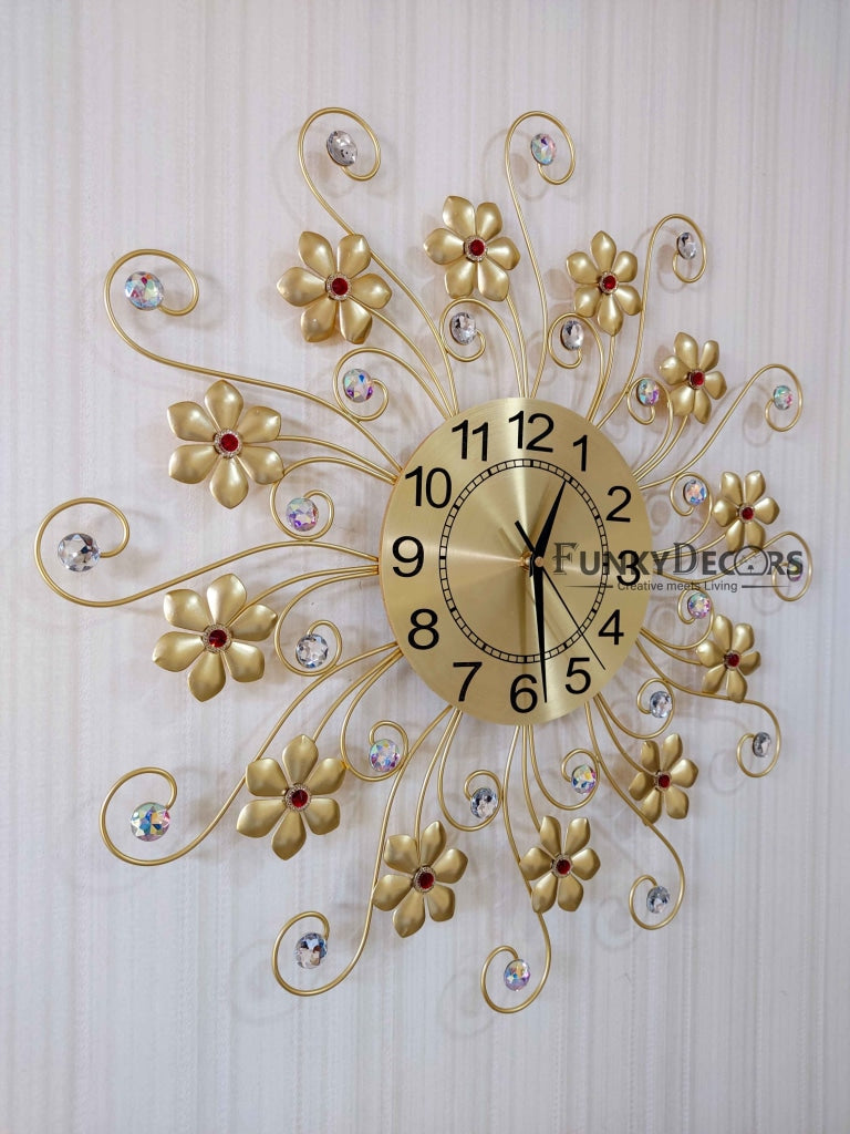 Funkytradition 3D Golden Flower Wall Clock Watch Decor For Home Office And Gifts 62 Cm Tall Clocks