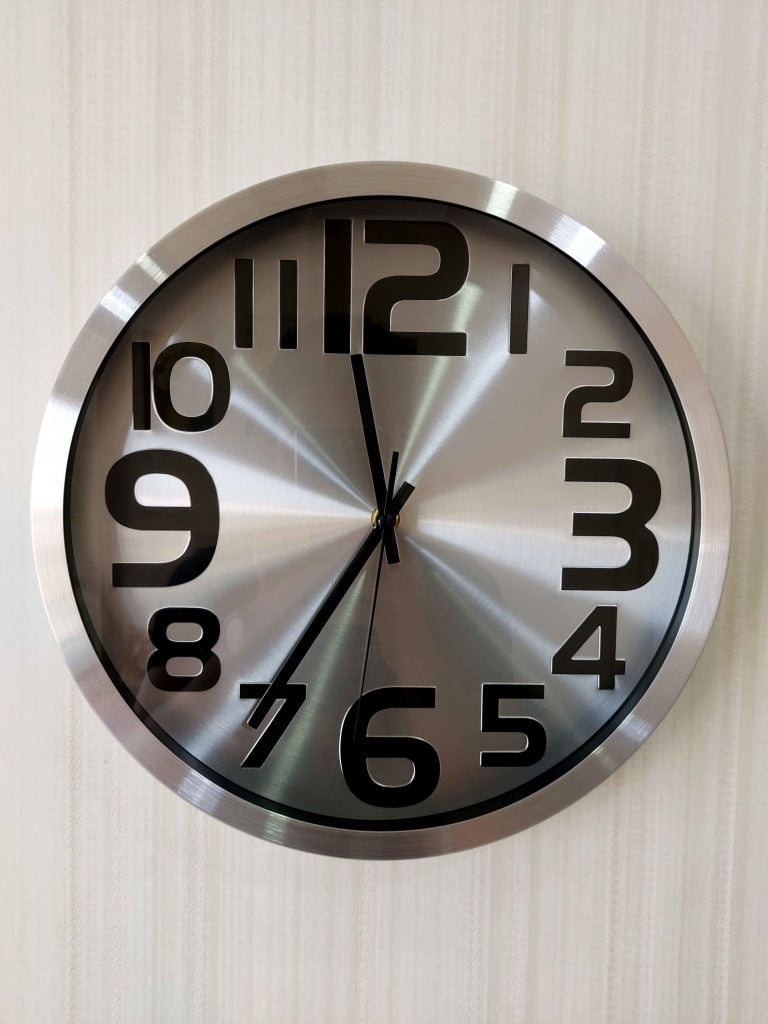 Funkytradition Big Font Silver Minimal Wall Clock Watch Decor For Home Office And Gifts 30 Cm Tall