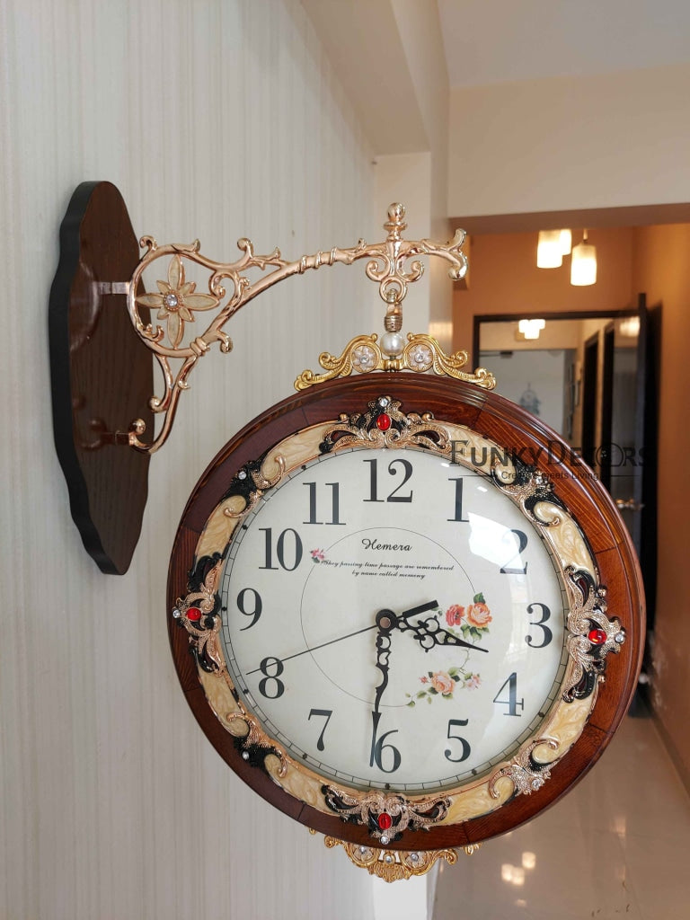 Funkytradition Designer Antique-Look Wooden Brown Round Wall Hanging Double Sided 2 Faces Retro