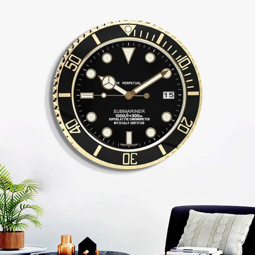 Funkytradition Luxury Black Golden Submariner Stainless Steel Wall Clock For Royal Home And