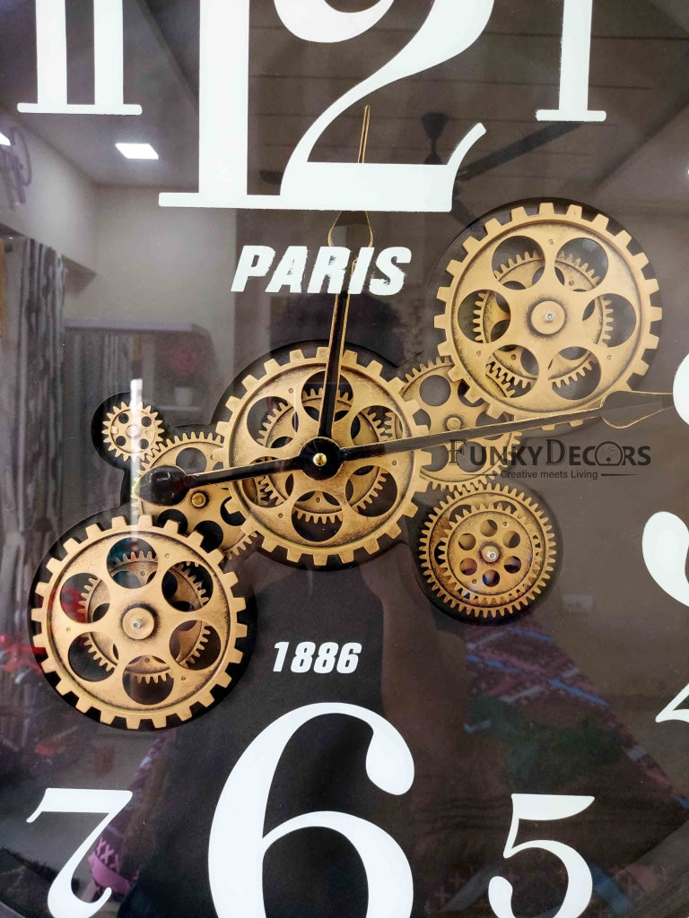 Funkytradition Metallic Royal Retro Style Metal Wall Clock With Glass Frame And Moving Gear