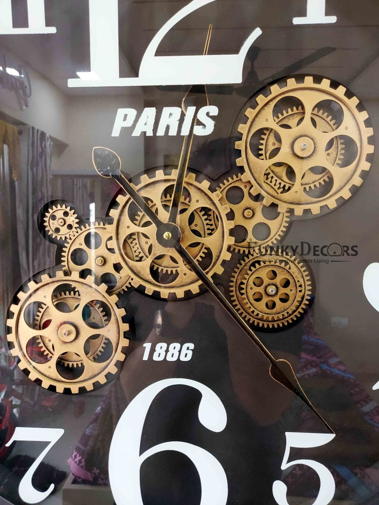 Funkytradition Metallic Royal Retro Style Metal Wall Clock With Glass Frame And Moving Gear