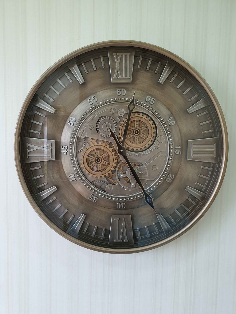 Funkytradition Metallic Royal Retro Style Metal Wall Clock With Glass Frame And Moving Gear