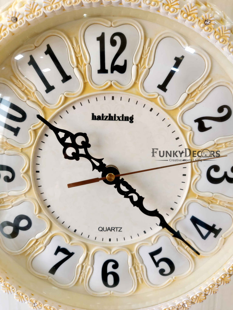 Funkytradition Royal Antique-Look Cream Round Wall Hanging Double Sided Two Faces Retro Station Home