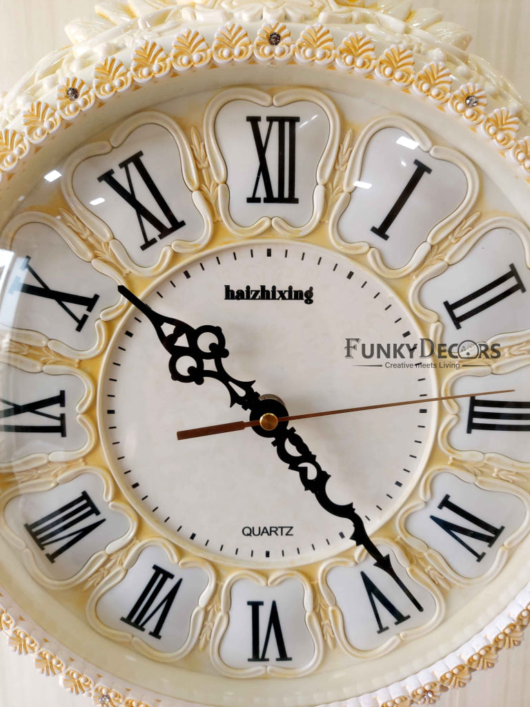 Funkytradition Royal Antique-Look Cream Round Wall Hanging Double Sided Two Faces Retro Station Home