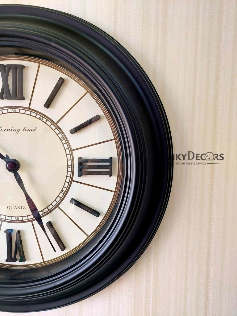 Funkytradition Royal Designer Big Font Roman Wall Clock Watch Decor For Home Office And Gifts 40 Cm