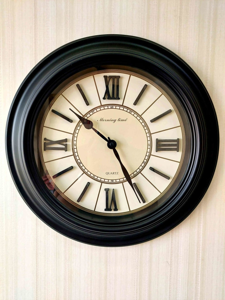 Funkytradition Royal Designer Big Font Roman Wall Clock Watch Decor For Home Office And Gifts 40 Cm