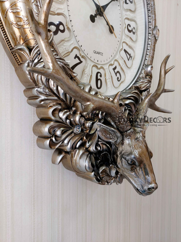 Funkytradition Royal Silver Reindeer Wall Clock For Home Office Decor And Gifts 72 Cm Tall Clocks