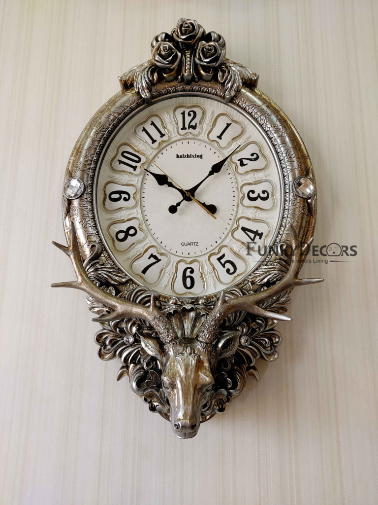 Funkytradition Royal Silver Reindeer Wall Clock For Home Office Decor And Gifts 72 Cm Tall Clocks