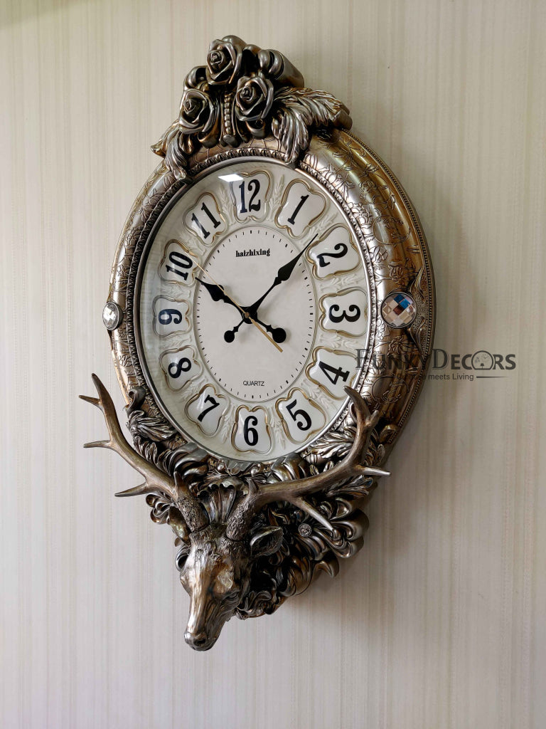 Funkytradition Royal Silver Reindeer Wall Clock For Home Office Decor And Gifts 72 Cm Tall Clocks