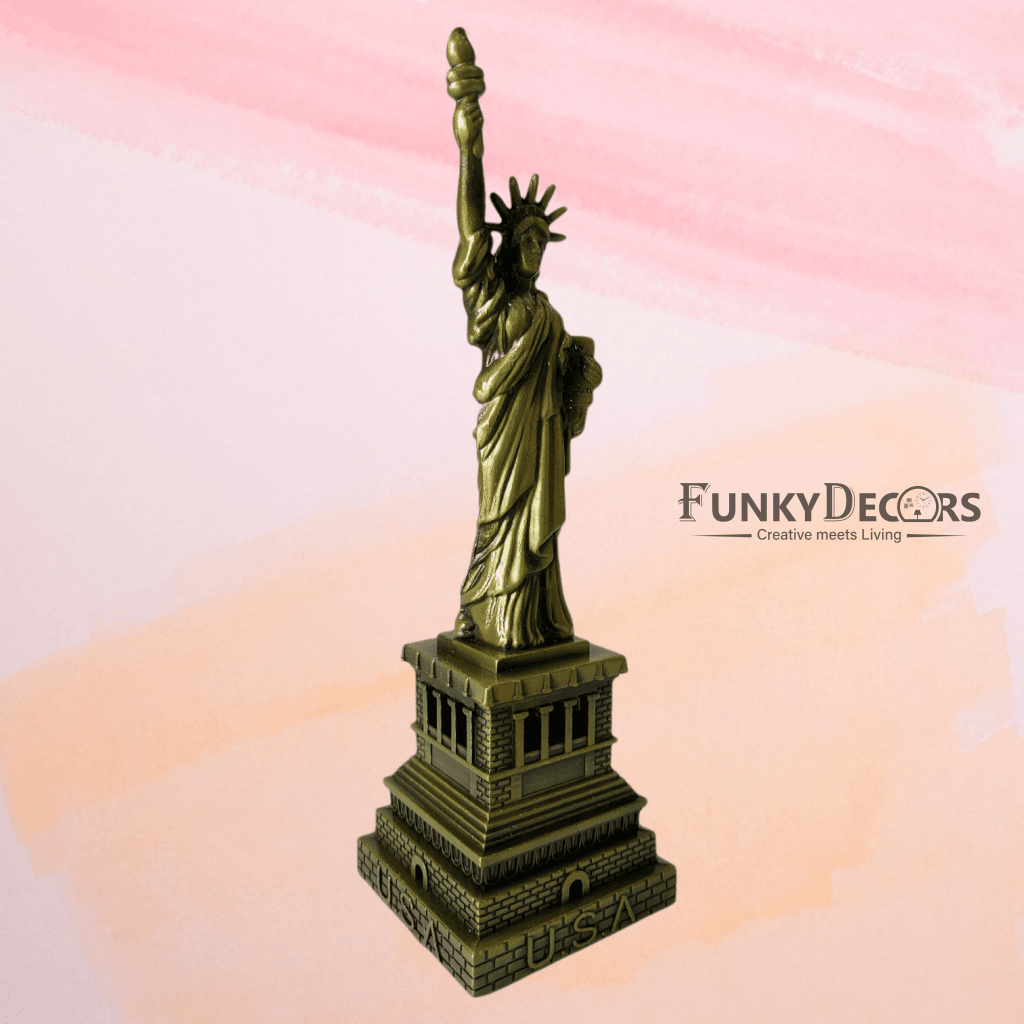 FunkyTradition Statue Of Liberty New York City Showpiece For Home Office Decor And Anniversary