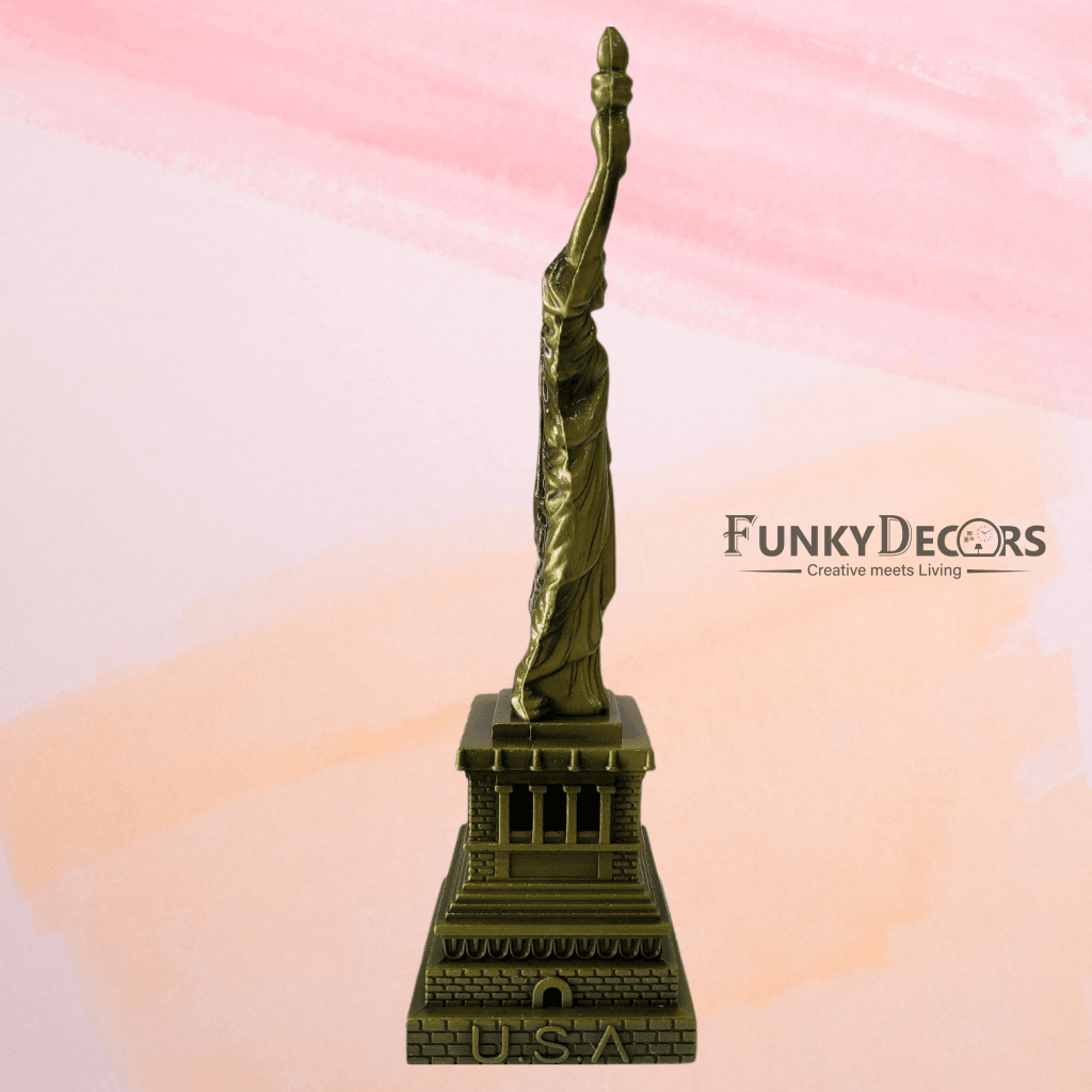 FunkyTradition Statue Of Liberty New York City Showpiece For Home Office Decor And Anniversary